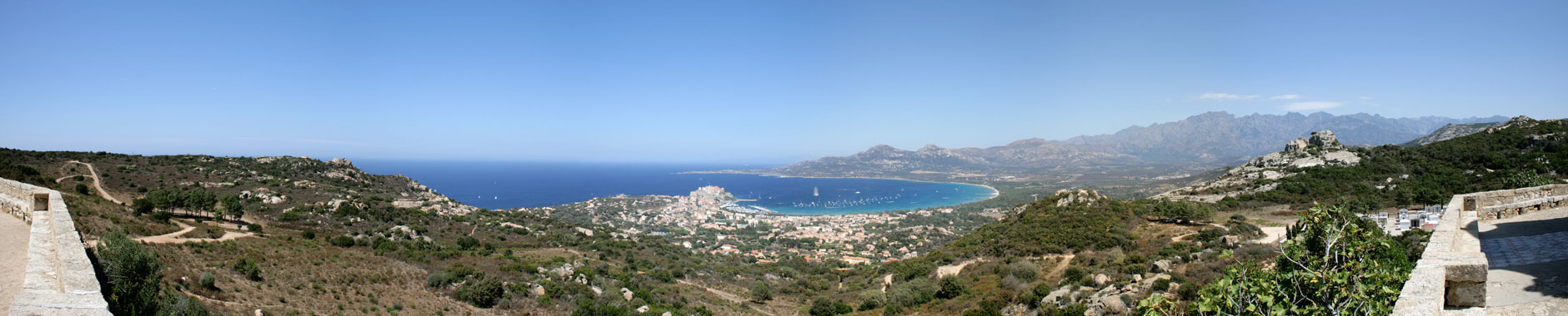 Notre Dame de la Serra, surplombant Calvi
